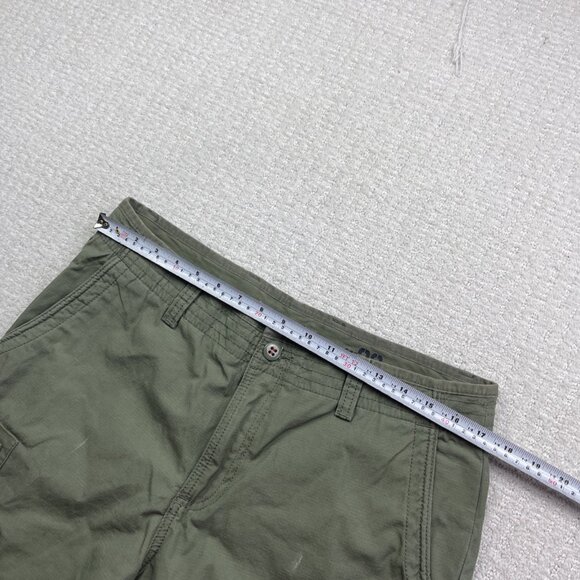 Y2K Tommy Hilfiger TH Cargo Shorts Military Green Tech Pockets Utility Men Sz 33 - Picture 9 of 16
